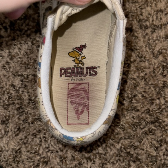 Limited edition Peanuts Vans - Picture 3 of 5